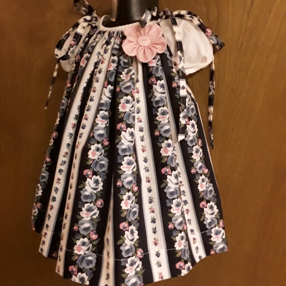 Pillowcase Dress sz. 2     $18 - Picture 4 of 4